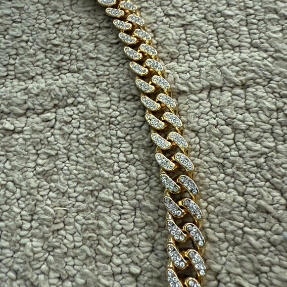 Gold and Silver Sparkly Chain! - Picture 3 of 5